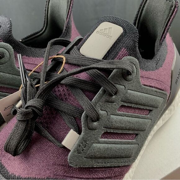 Adidas Ultraboost 22 Shadow Maroon Womens Various Sizes - Picture 7 of 13
